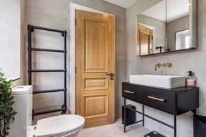 Photo 19- click for photo gallery